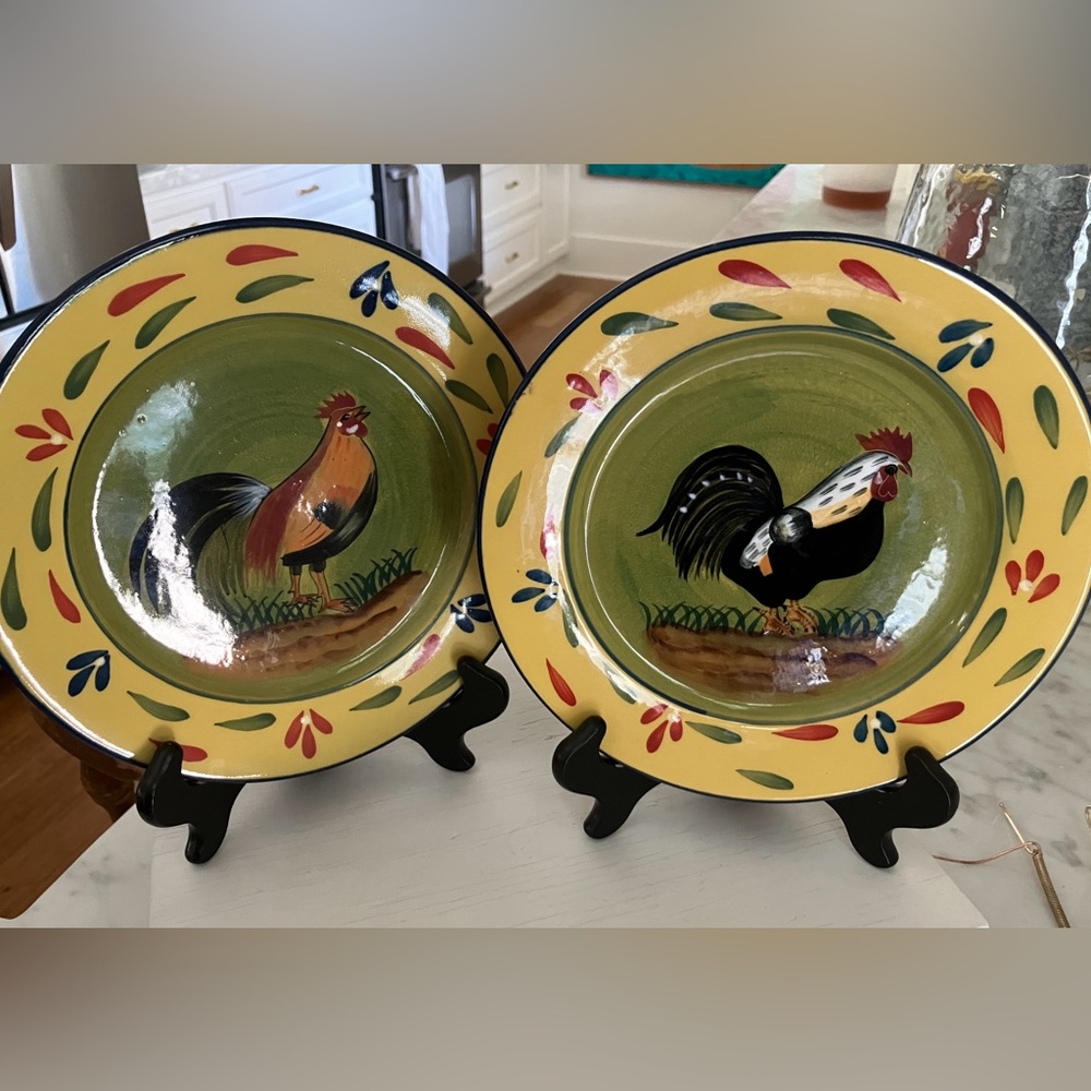Rooster Plates in Yellow and Green